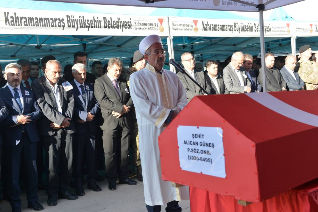 Şehit sözleşmeli onbaşı Alican Güneş’e son veda - Resim: 15